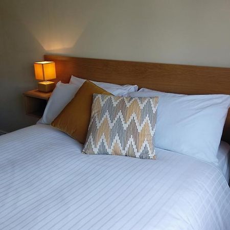 Castle Lodge B&B 基尔根尼 外观 照片